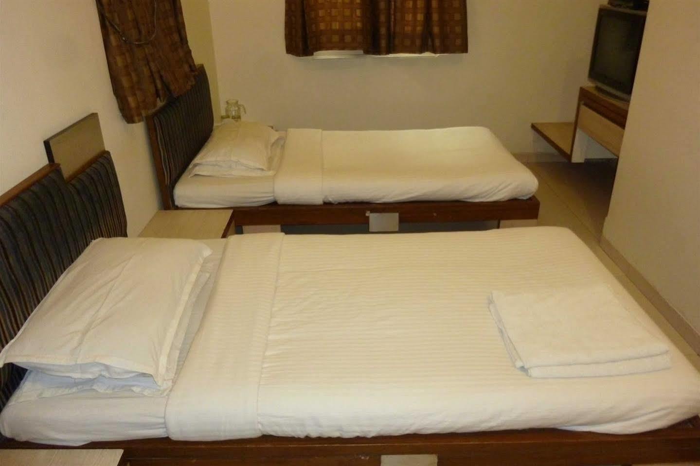 Hotel Park Shilton Bombay Extérieur photo